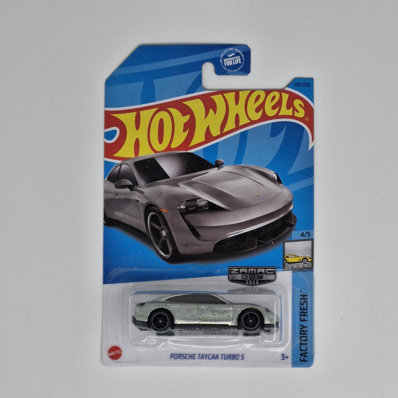 hwhunter_ro_hot_wheels_mainline_Porsche_Taycan Turbo_S_Zamac_2023